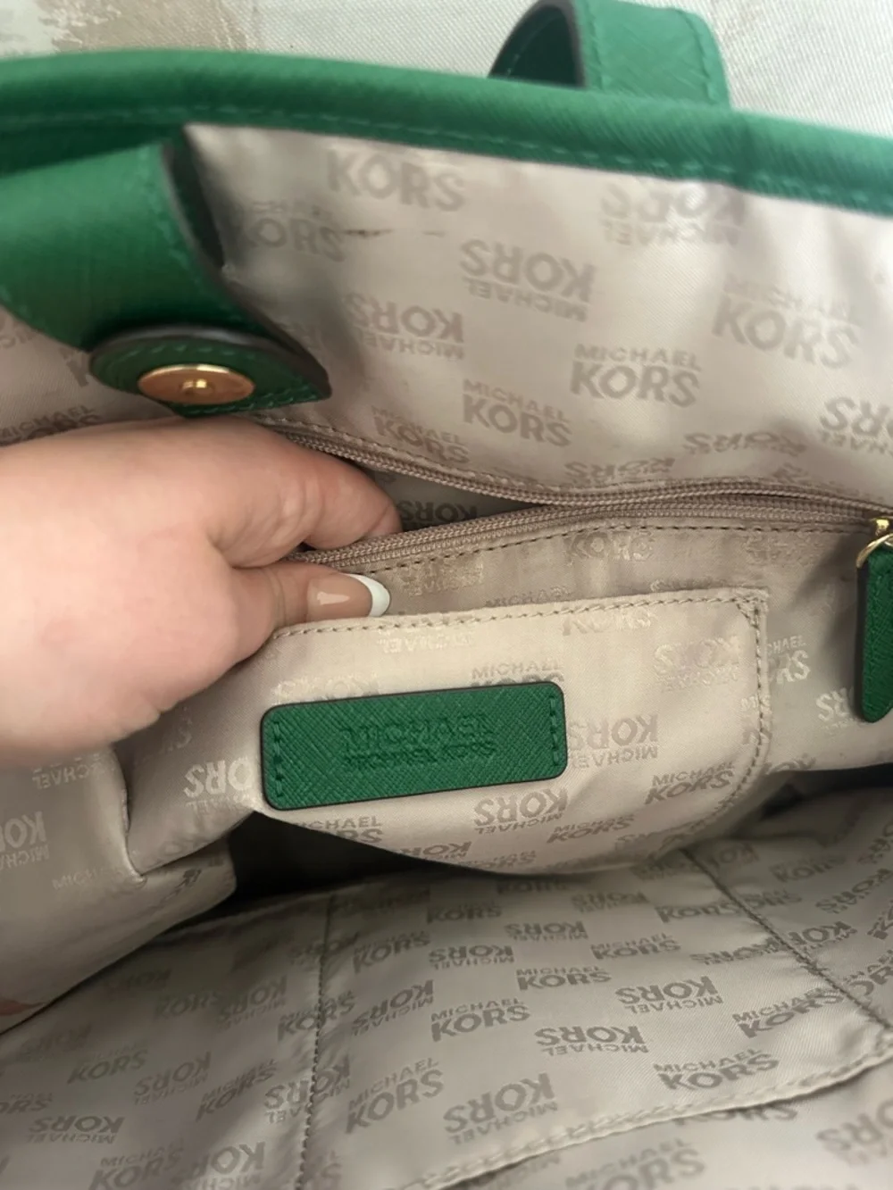 Michael Kors Green Jet Set Travel Tote Bag GUC